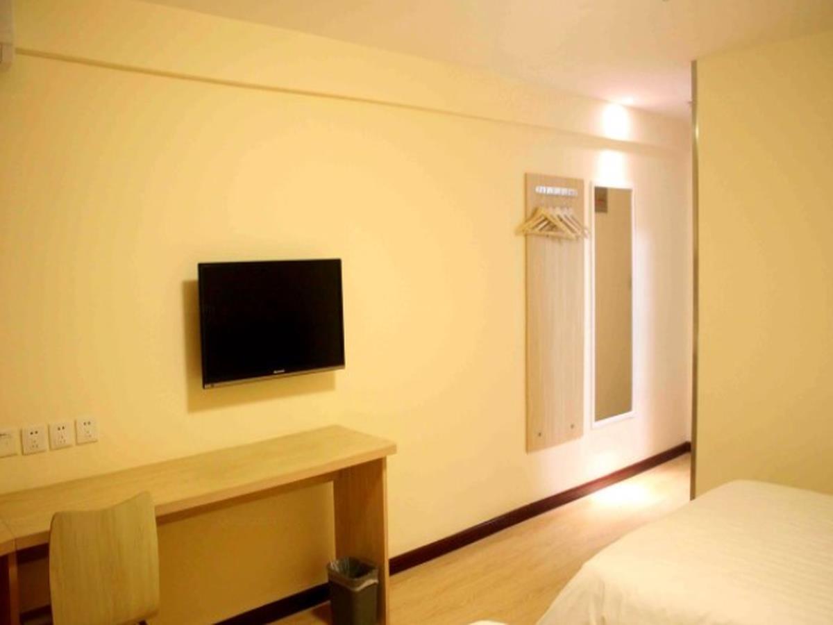7Days Inn Deyang Zhongjiang Kuishan Park Exterior foto