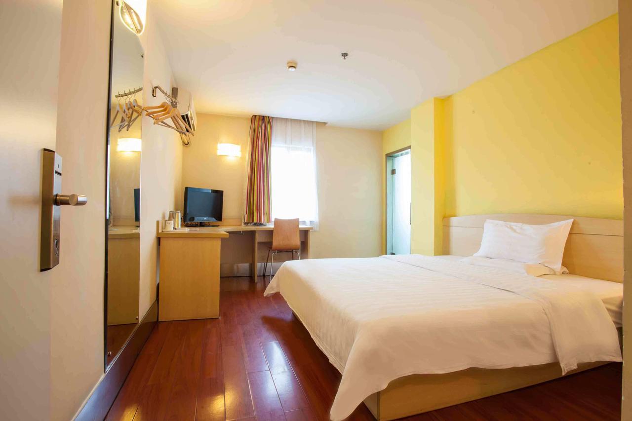 7Days Inn Deyang Zhongjiang Kuishan Park Exterior foto